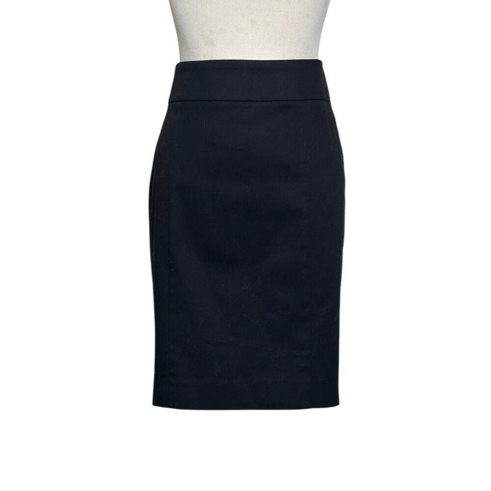 Ann Taylor black Madison mini skirt size 4
